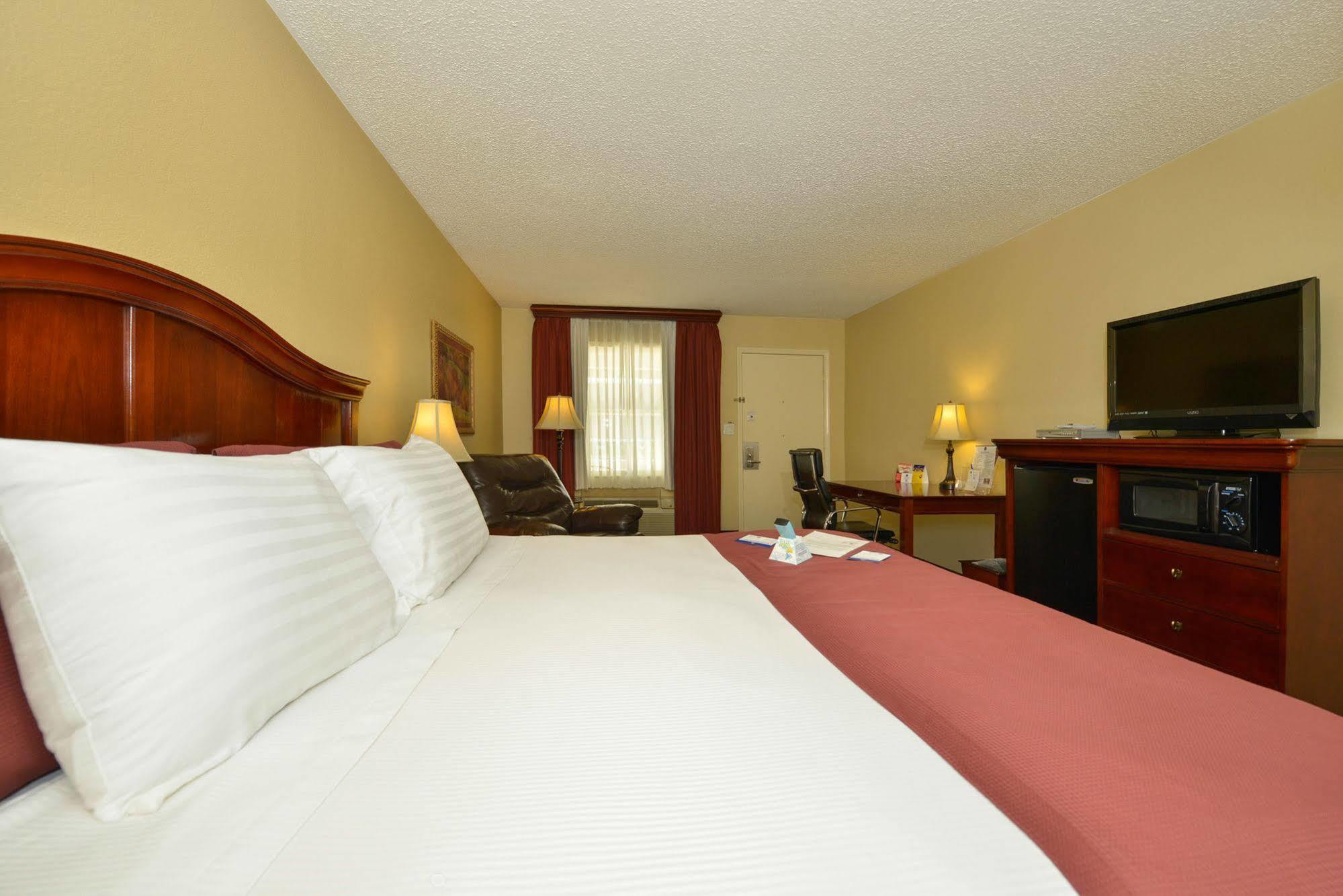 Best Western Coach House Springfield Exterior foto
